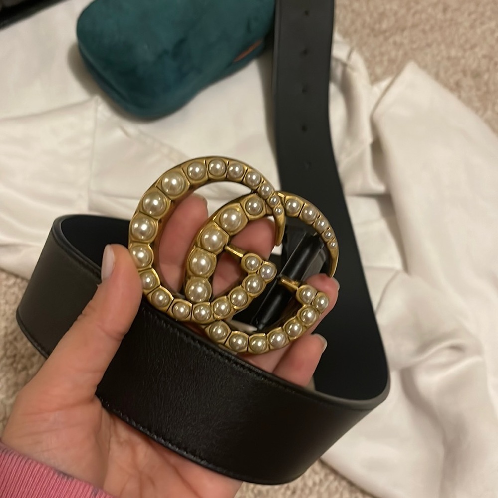 Gucci pearl belt!excellent condition!!
